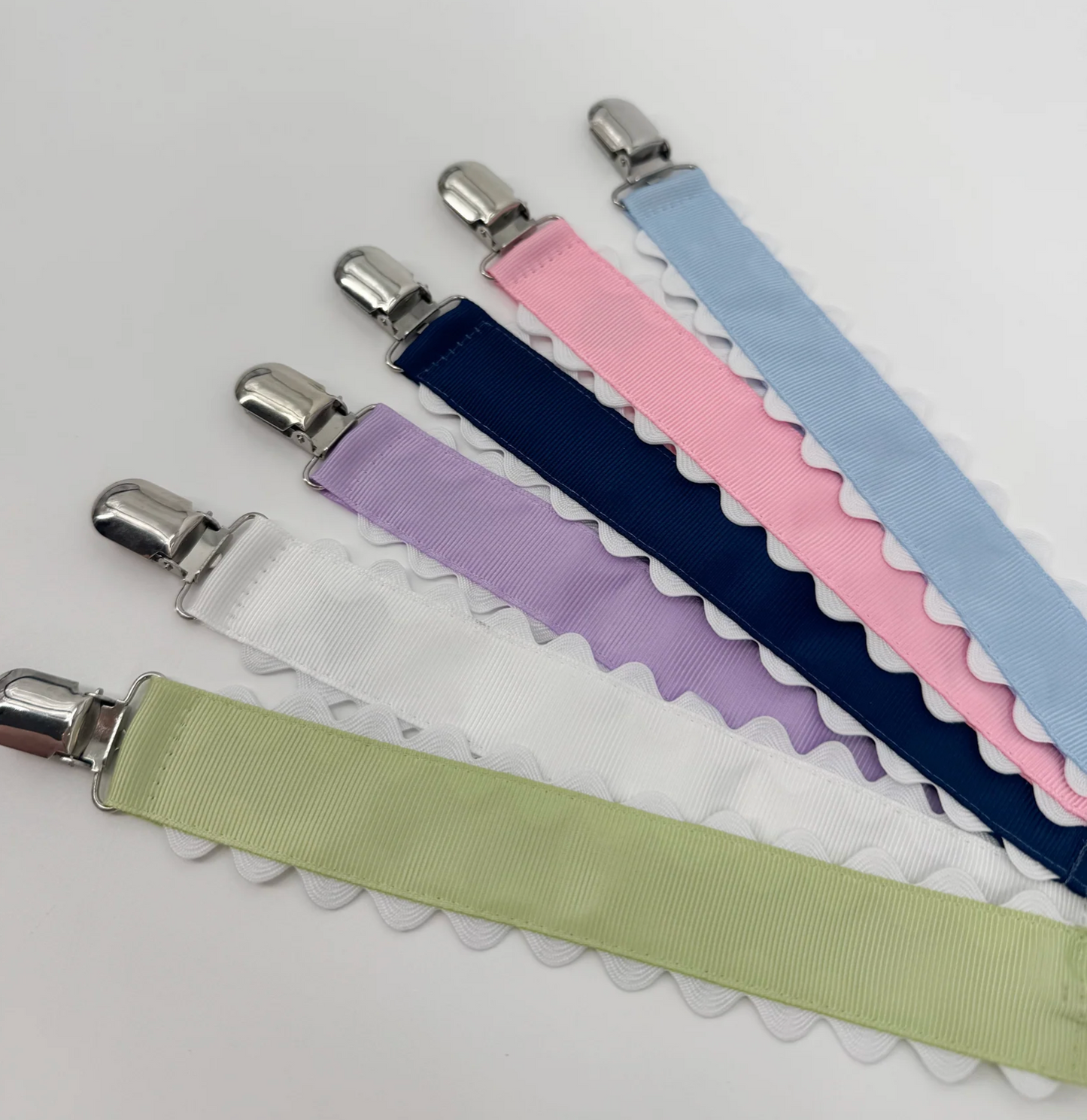 Paci Clip