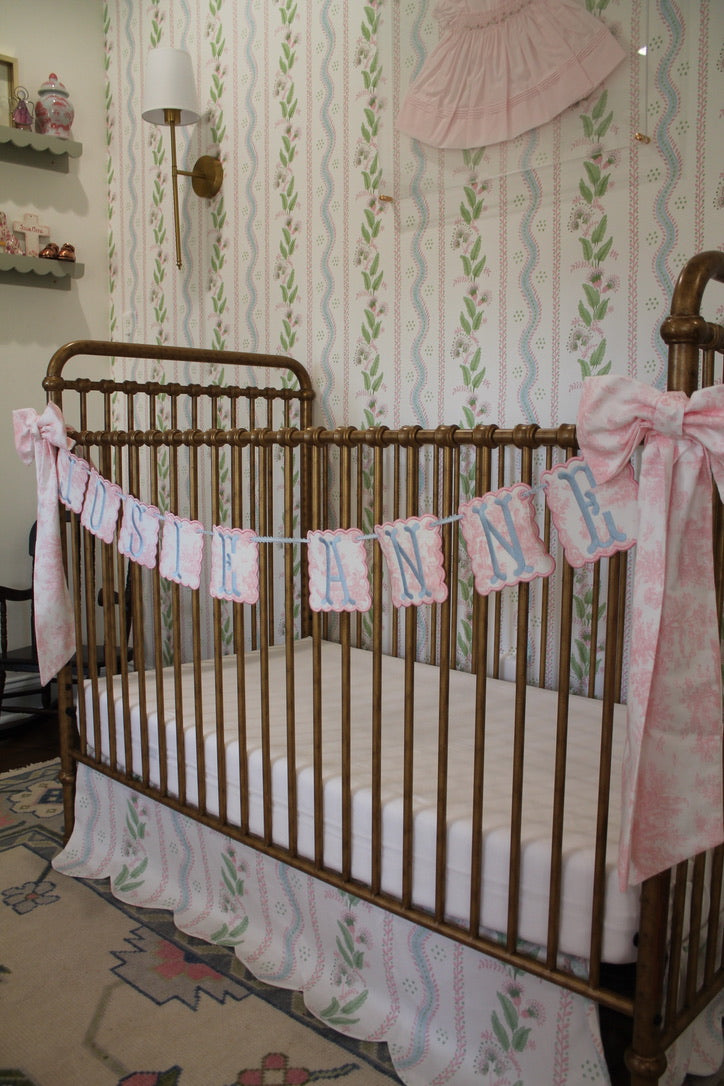 Toile Name Banner