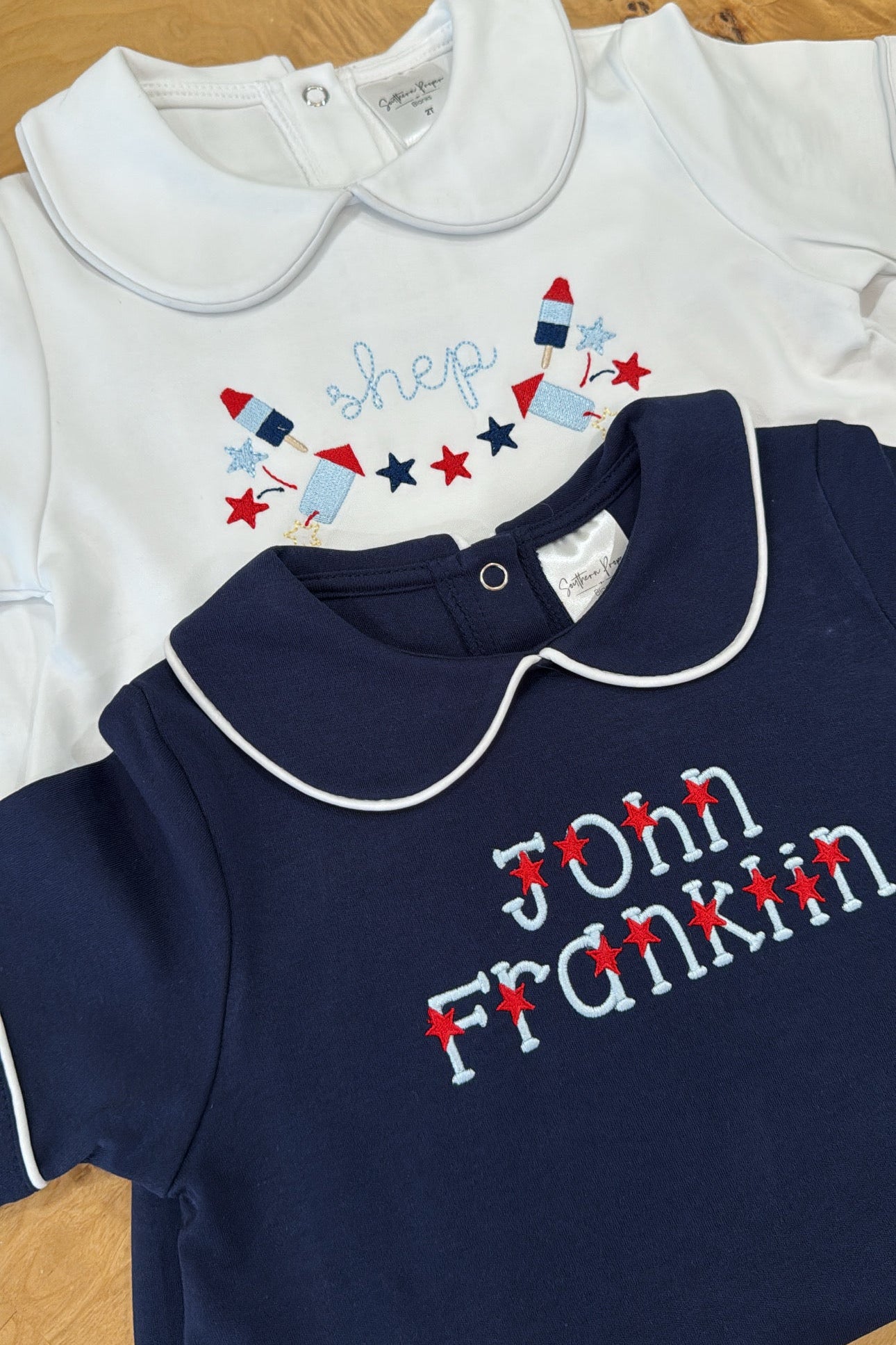 Patriotic Piped Collar Bubble